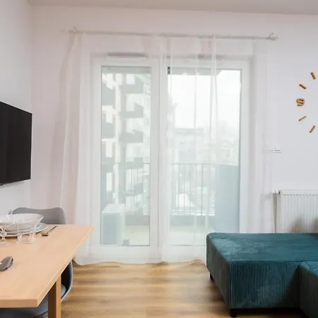 Spychalskiego - Parking, Balcony, Air Con - By Rentujemy Poznan