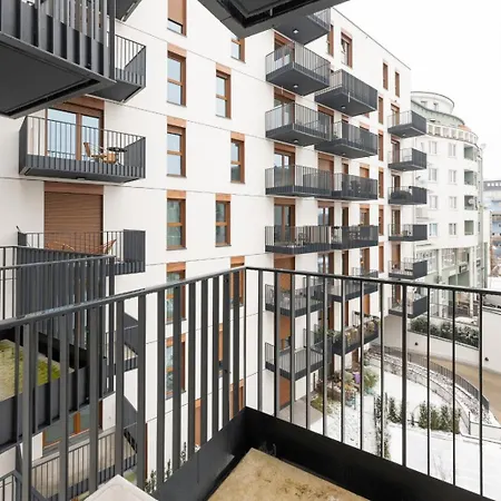 Spychalskiego - Parking, Balcony, Air Con - By Rentujemy